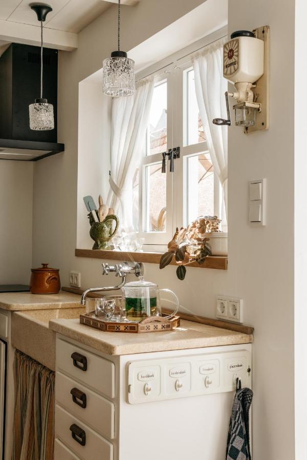 Logement Cornelia - Tholen, Zeeland ภายนอก รูปภาพ
