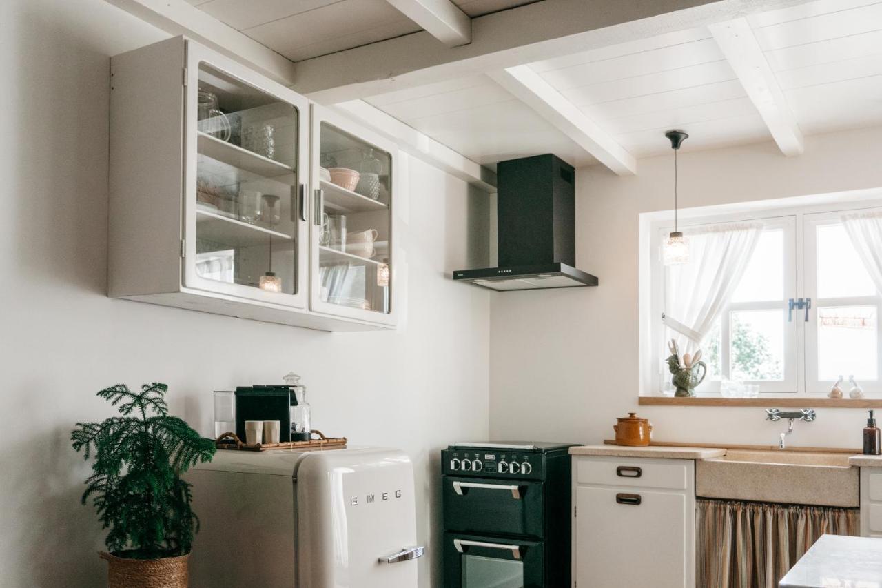 Logement Cornelia - Tholen, Zeeland ภายนอก รูปภาพ